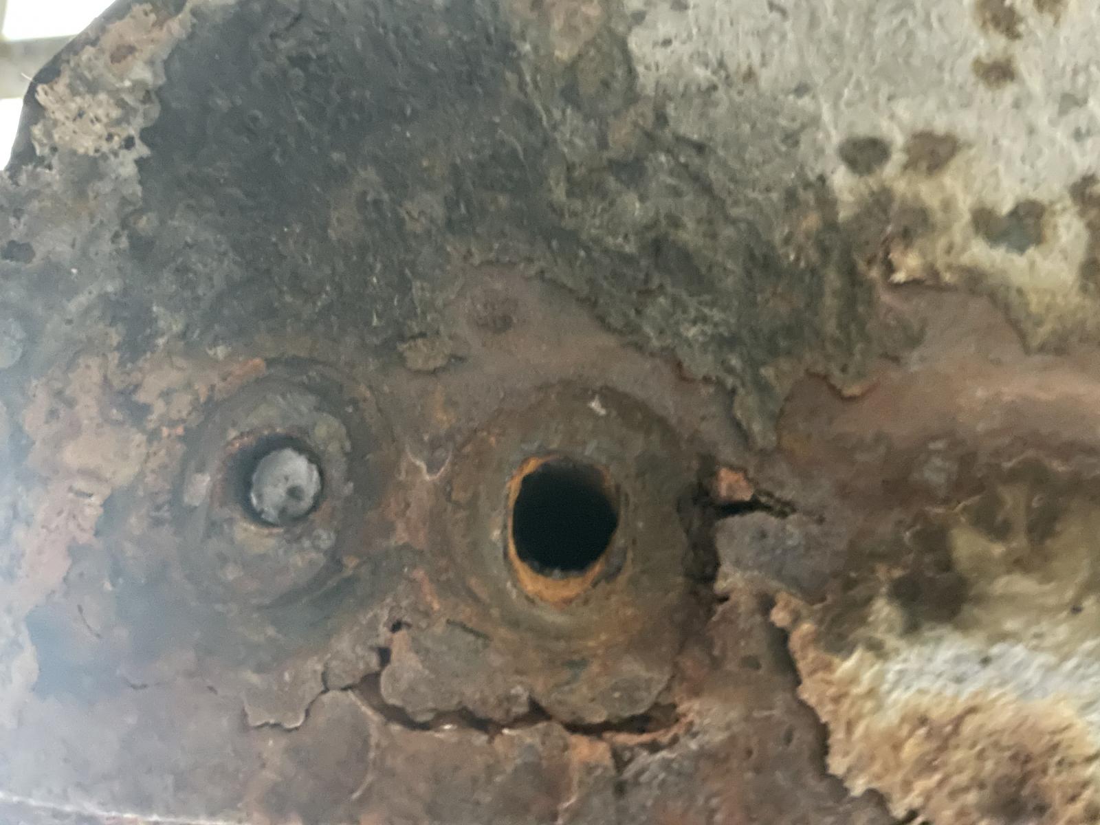 Image may have been reduced in size. Click image to view fullscreen.