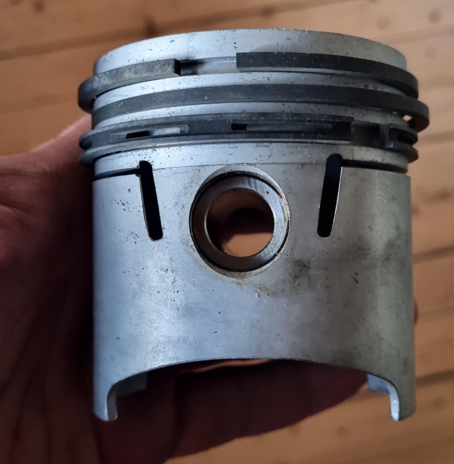 Gallery Hepolite pistons 12785 75mm