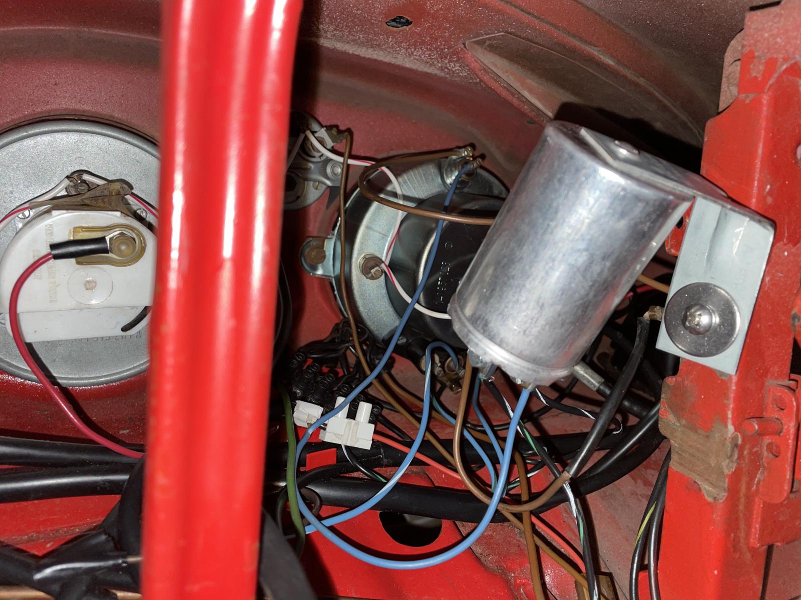Image may have been reduced in size. Click image to view fullscreen.