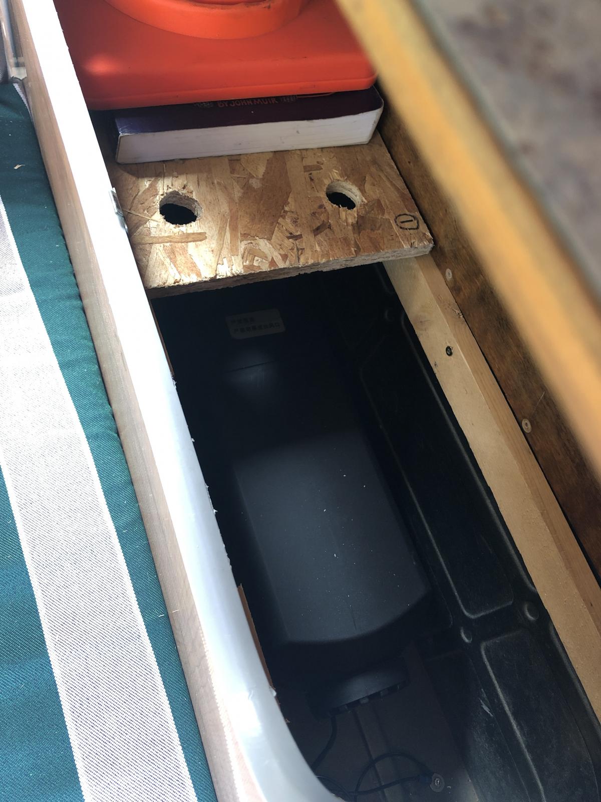 Image may have been reduced in size. Click image to view fullscreen.