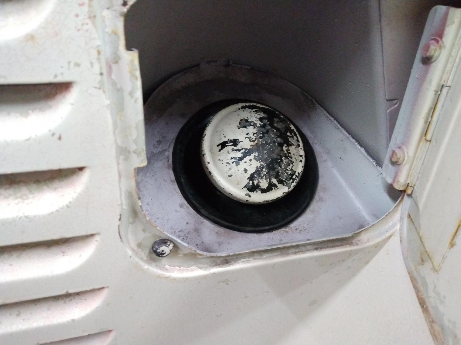 Image may have been reduced in size. Click image to view fullscreen.