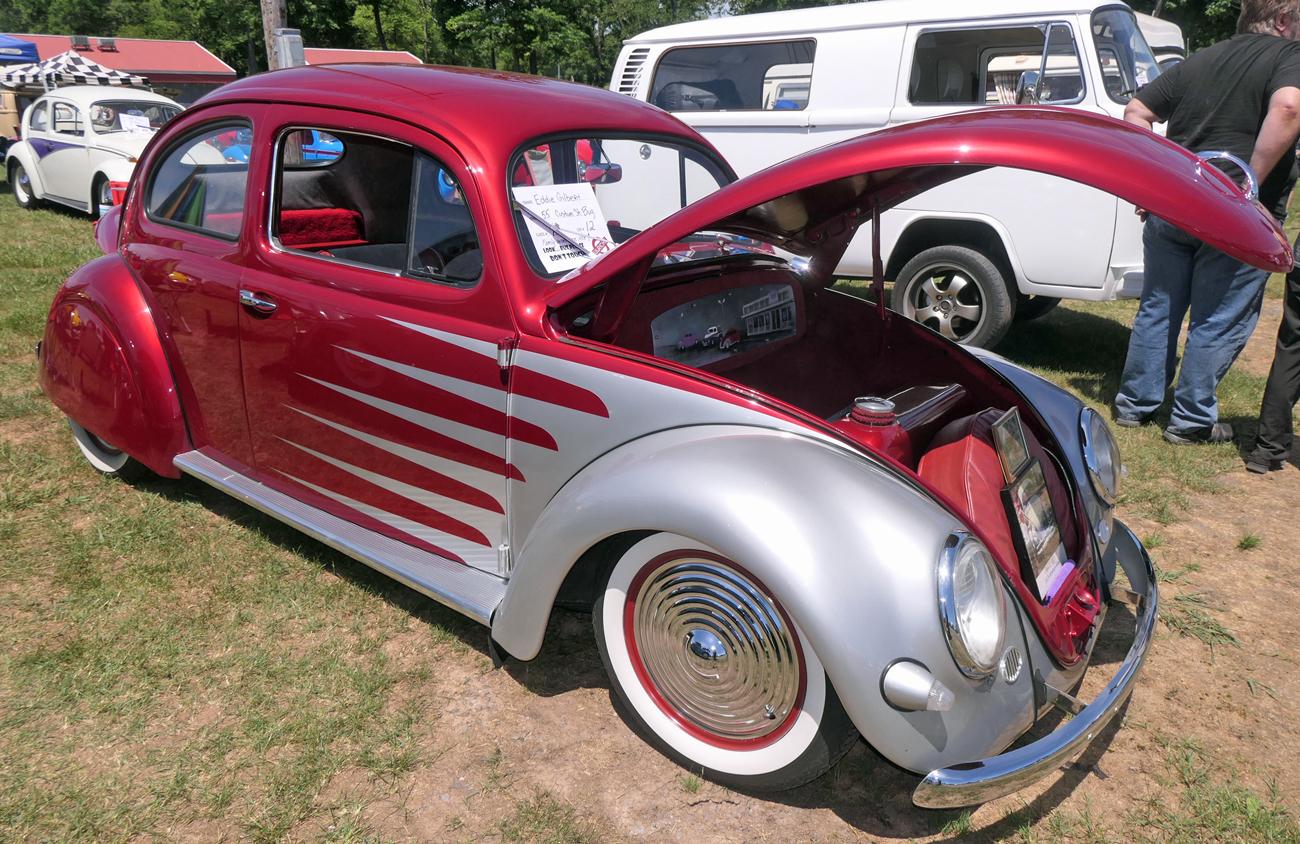 Image may have been reduced in size. Click image to view fullscreen.