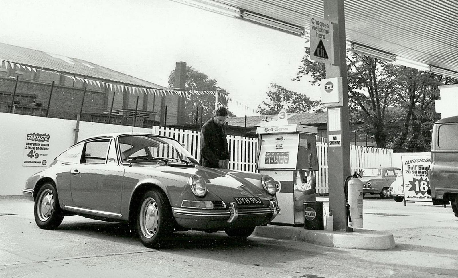 Image may have been reduced in size. Click image to view fullscreen.