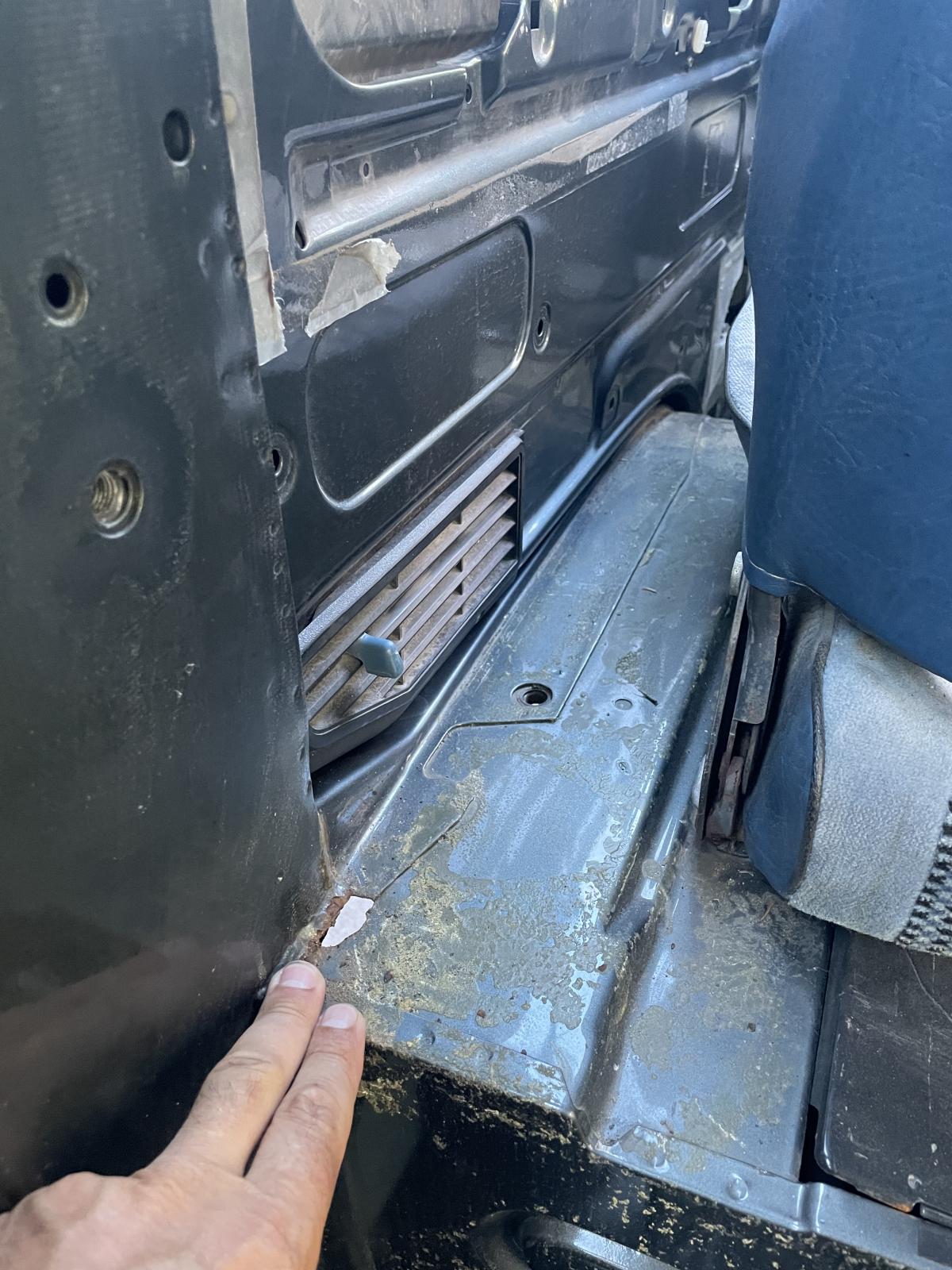 Image may have been reduced in size. Click image to view fullscreen.