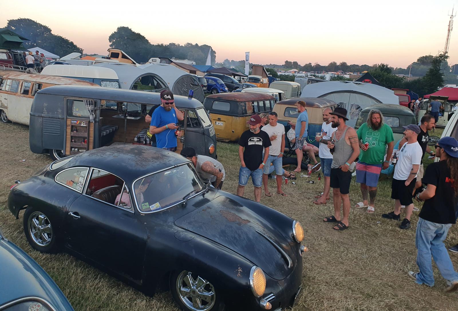 https://www.thesamba.com/vw/gallery/pix/2312749.jpg