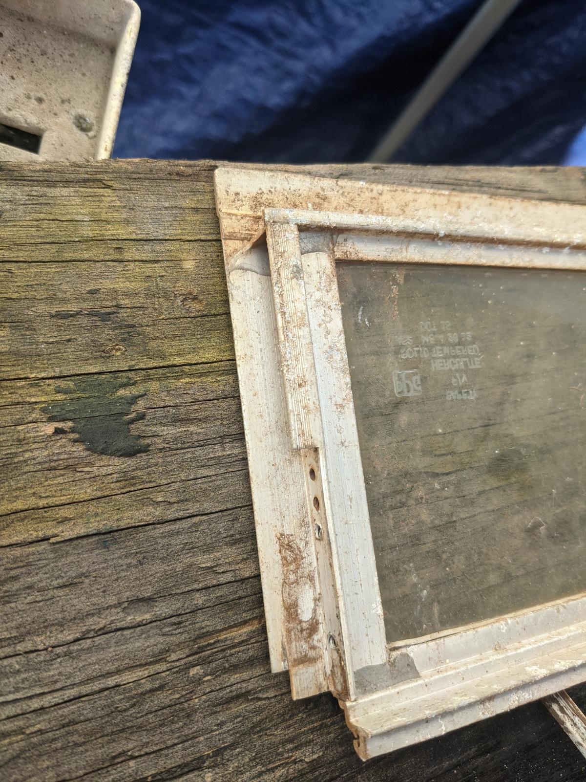 Image may have been reduced in size. Click image to view fullscreen.