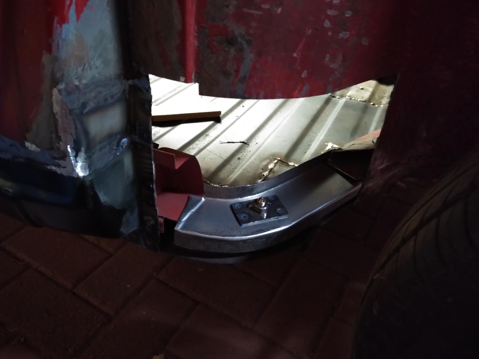 Image may have been reduced in size. Click image to view fullscreen.