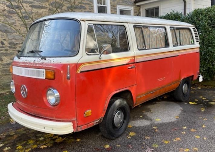 Image may have been reduced in size. Click image to view fullscreen.