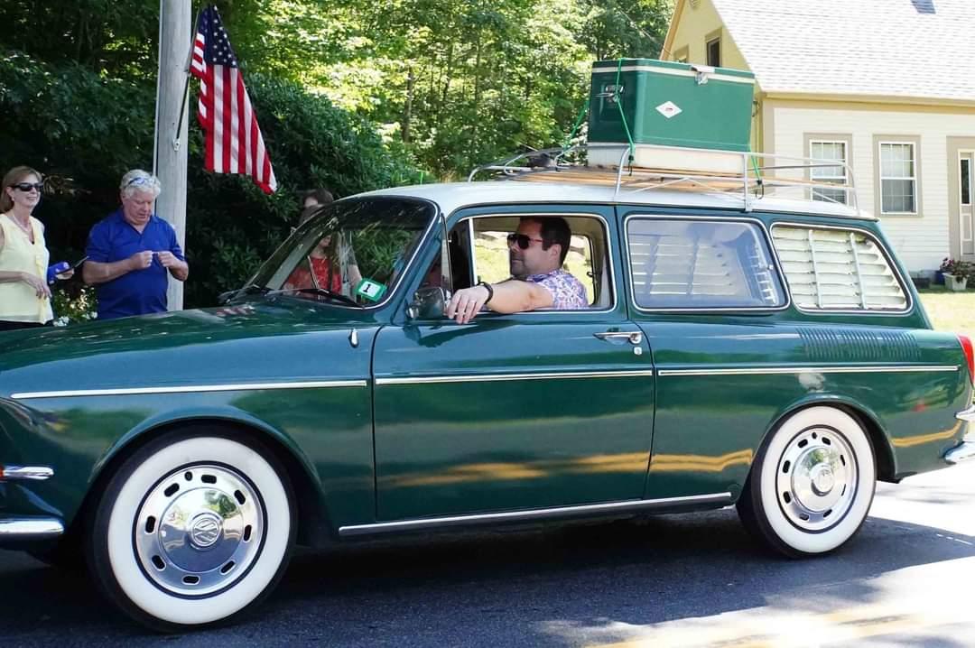 Image may have been reduced in size. Click image to view fullscreen.