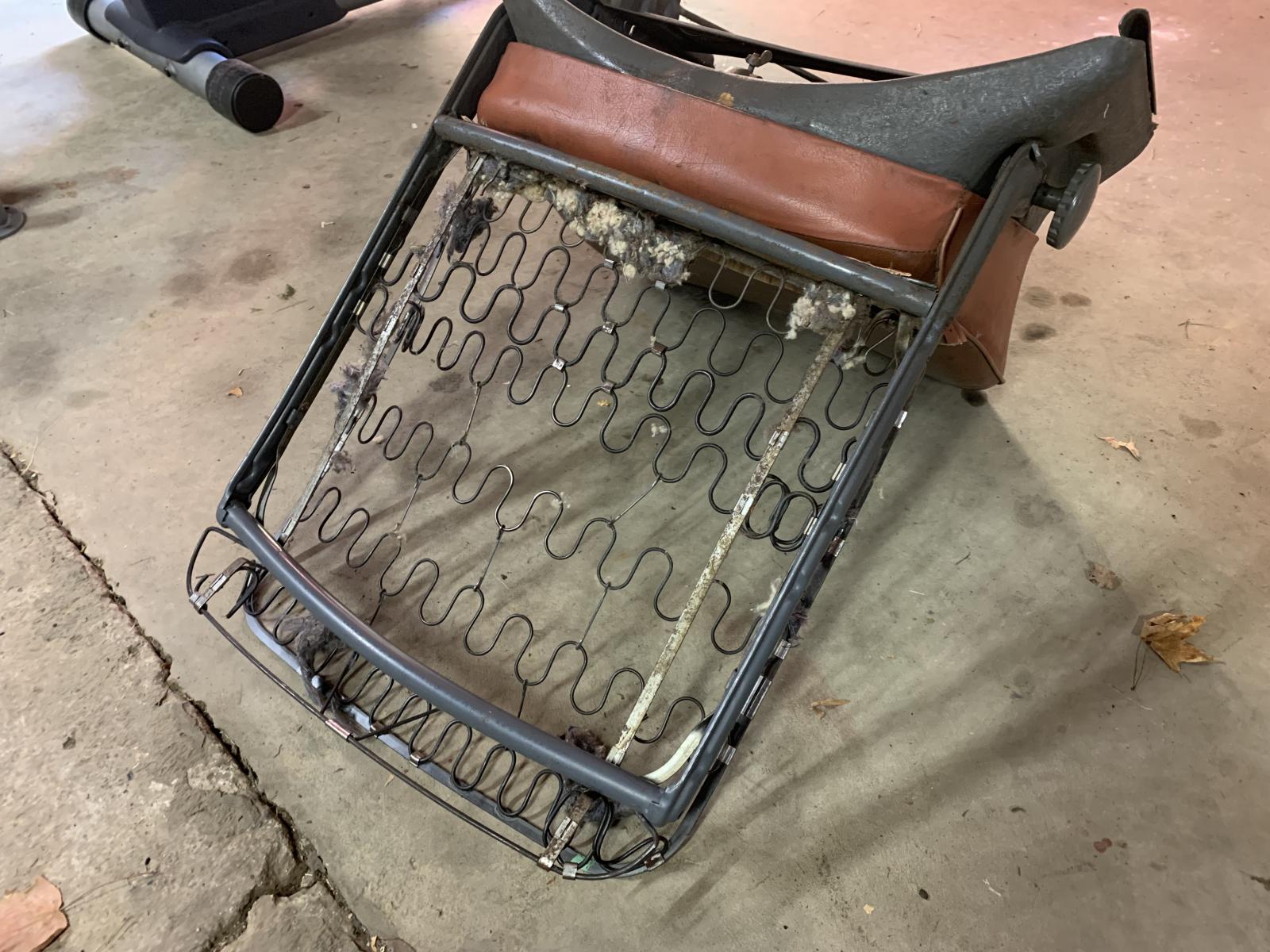 Image may have been reduced in size. Click image to view fullscreen.