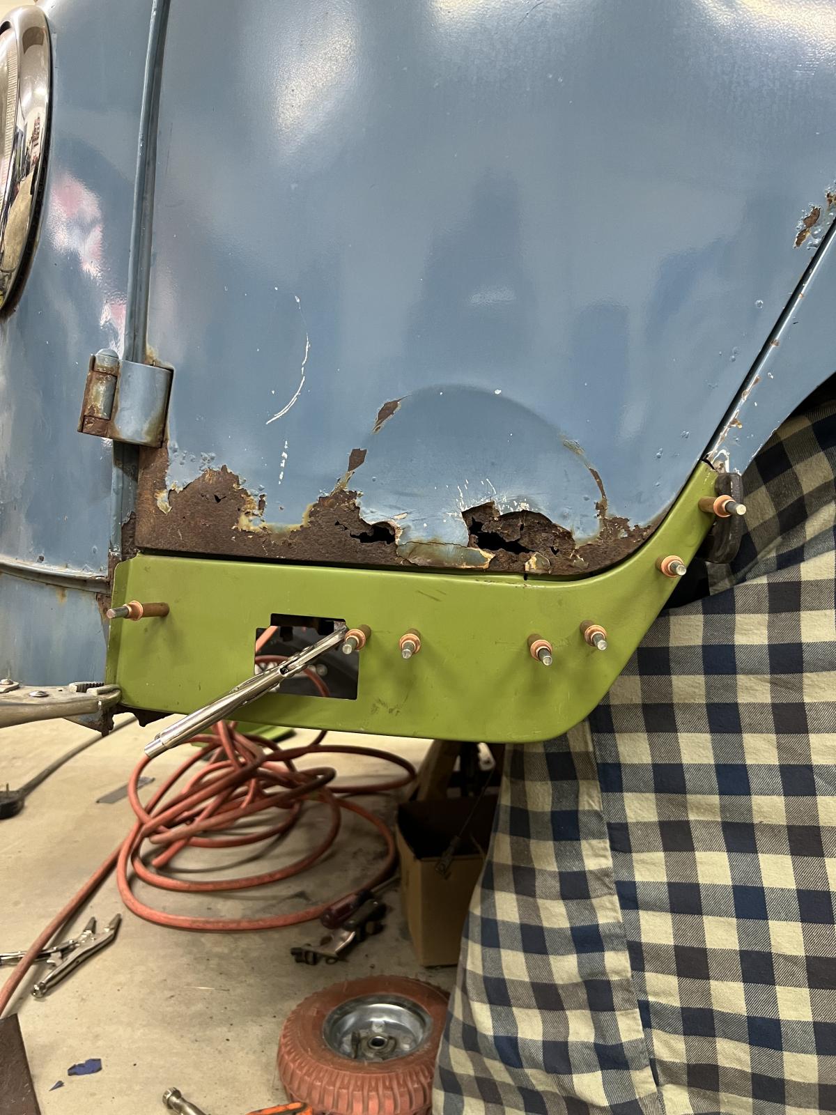 Image may have been reduced in size. Click image to view fullscreen.