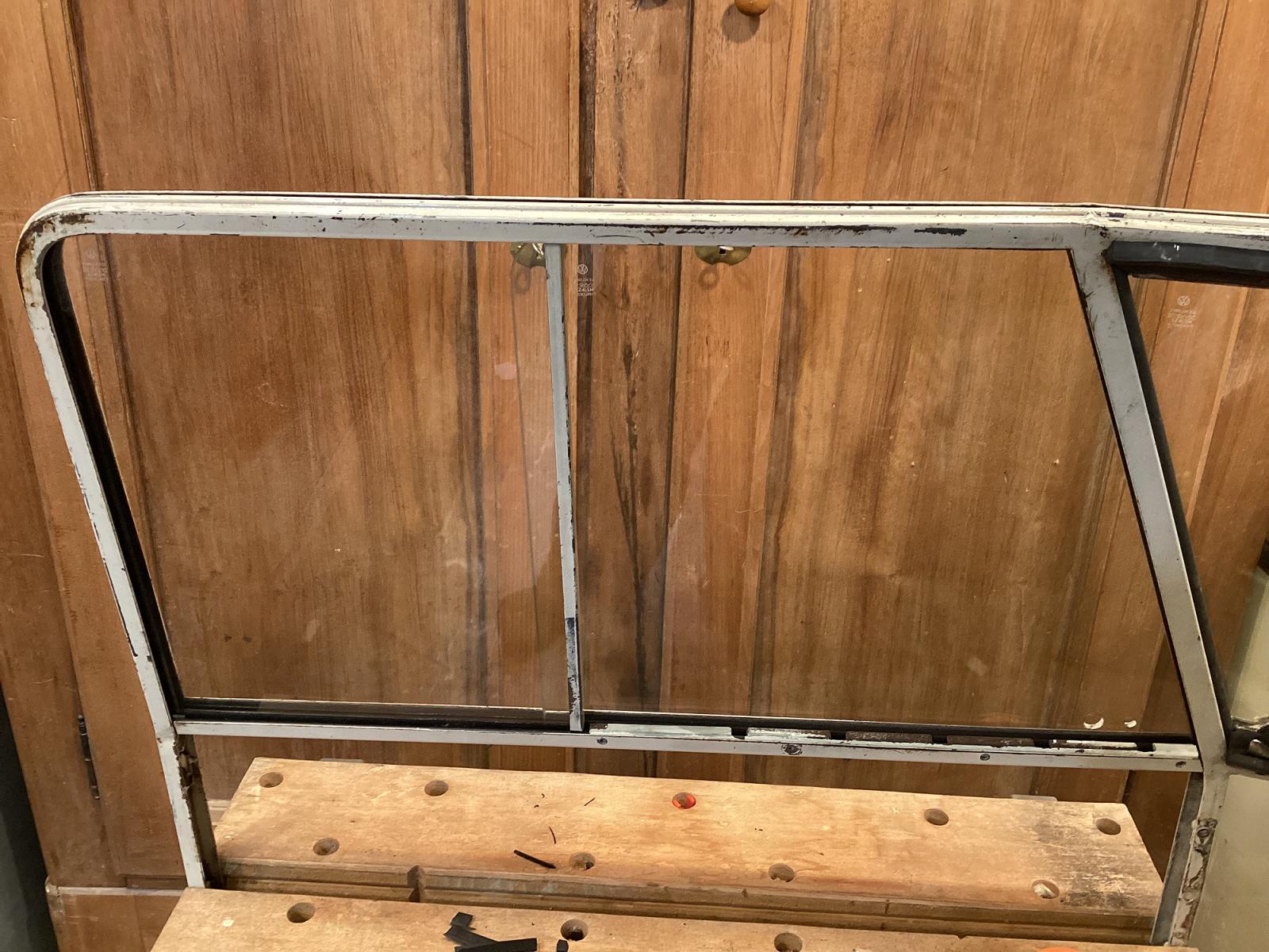Image may have been reduced in size. Click image to view fullscreen.