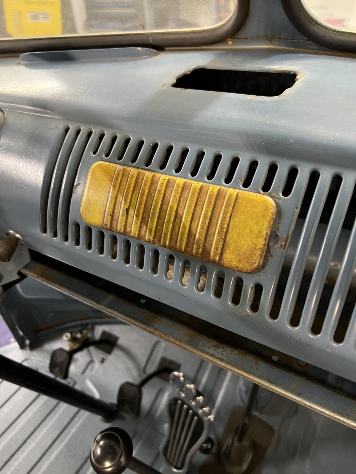 Image may have been reduced in size. Click image to view fullscreen.