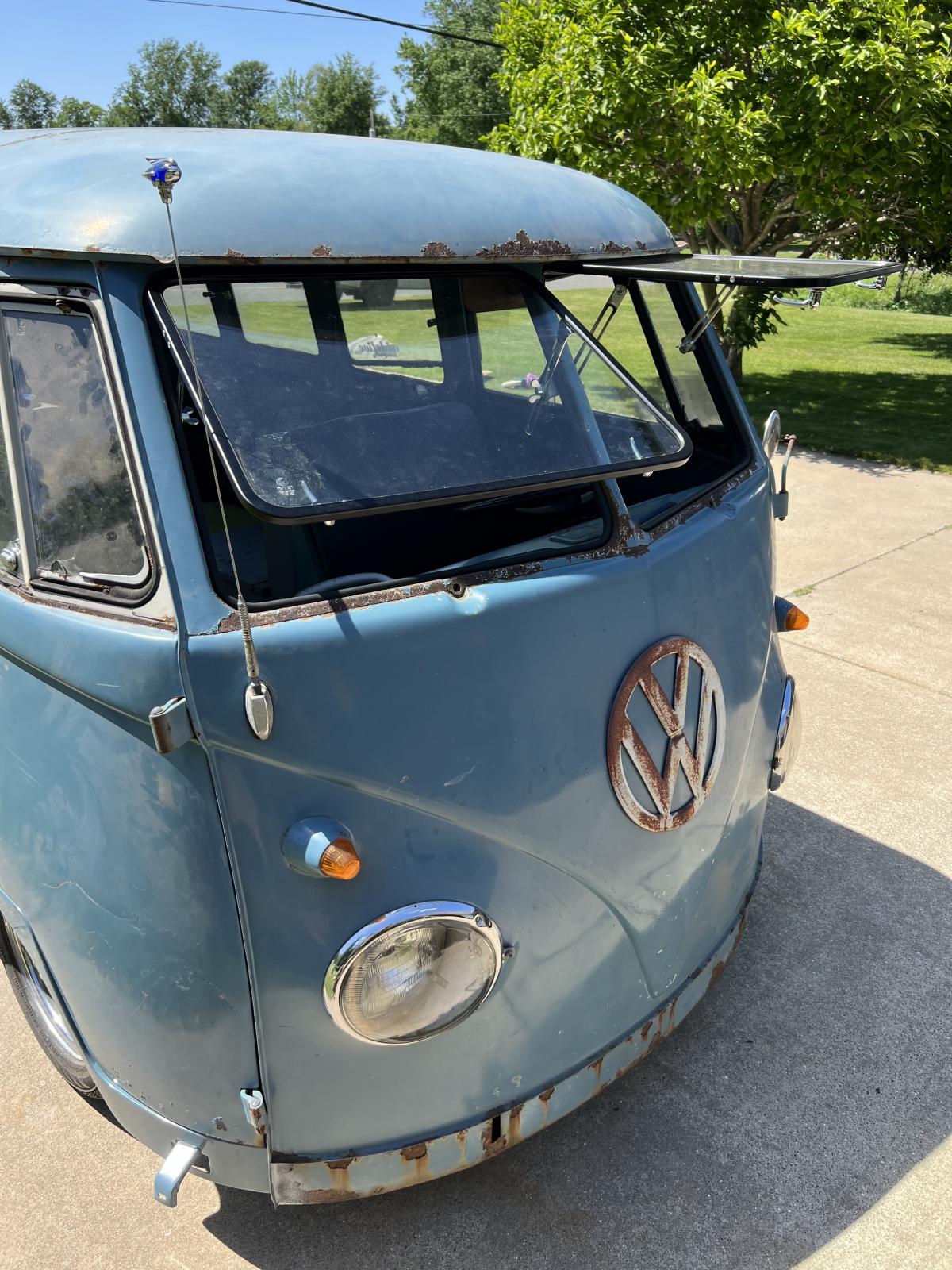 Image may have been reduced in size. Click image to view fullscreen.