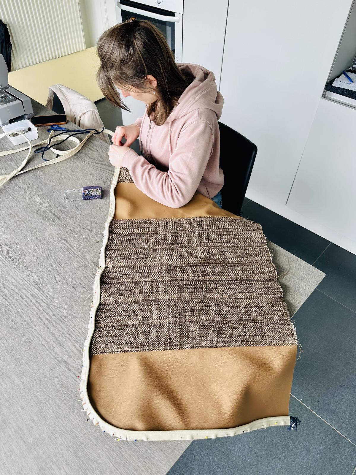 Image may have been reduced in size. Click image to view fullscreen.