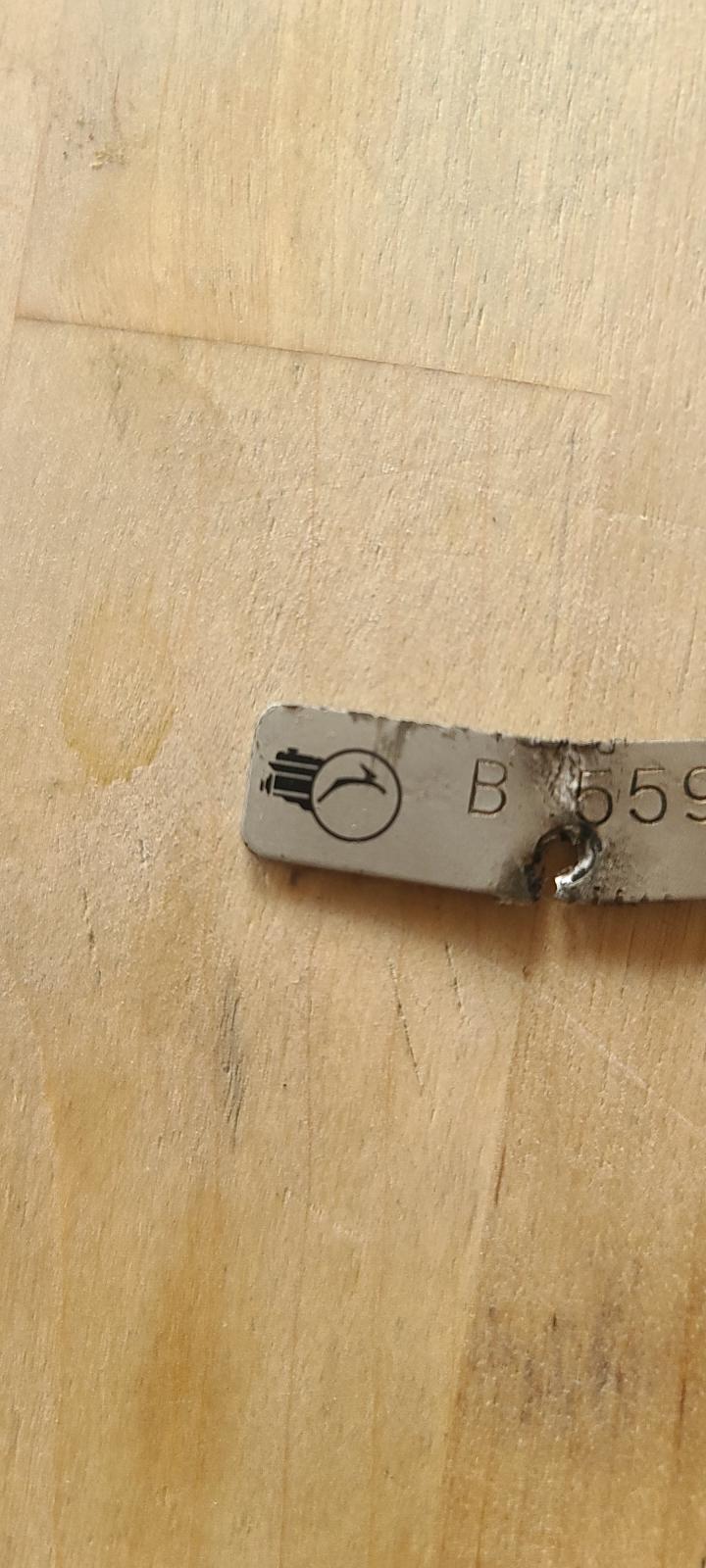 Image may have been reduced in size. Click image to view fullscreen.