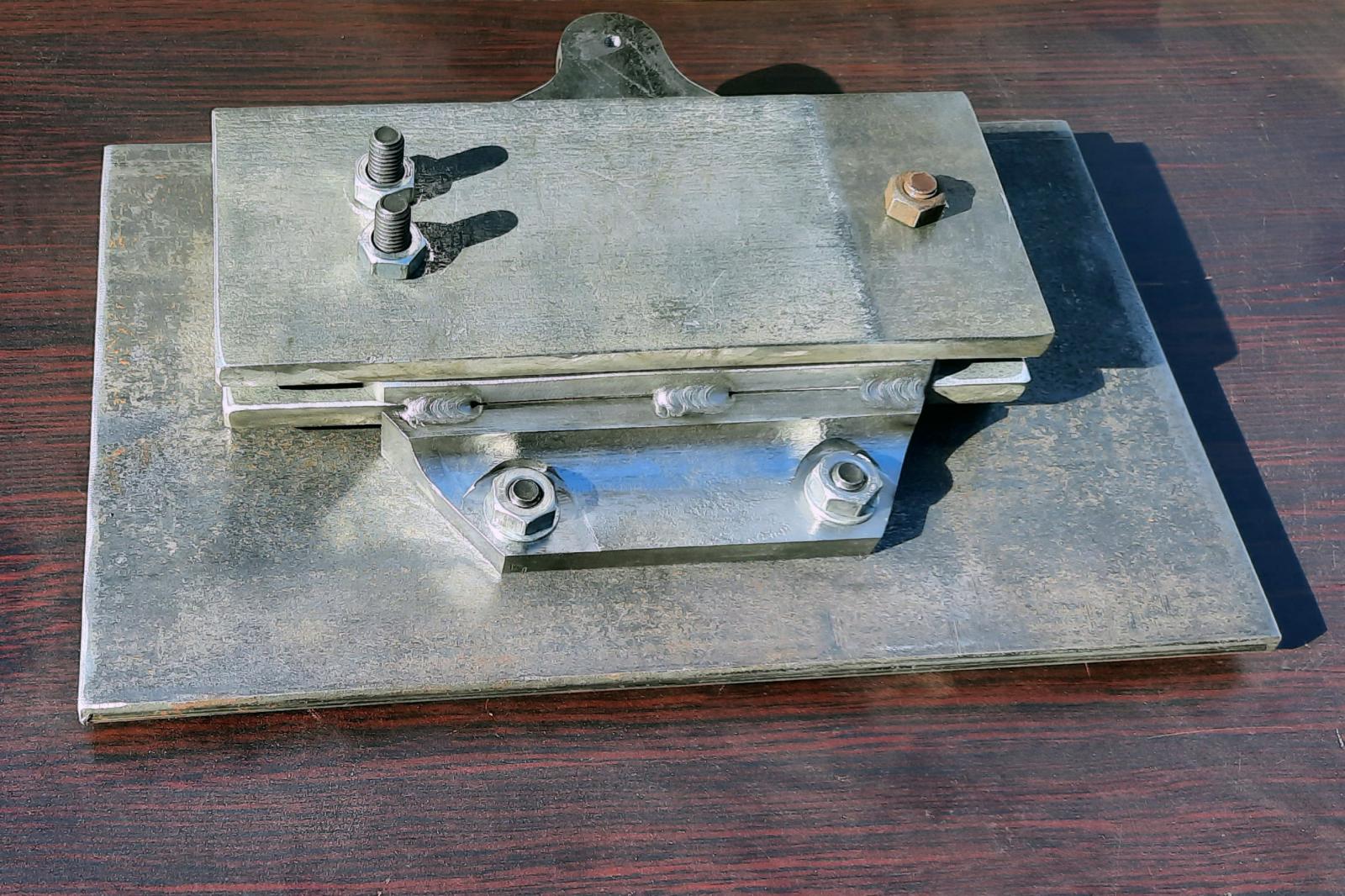 Image may have been reduced in size. Click image to view fullscreen.