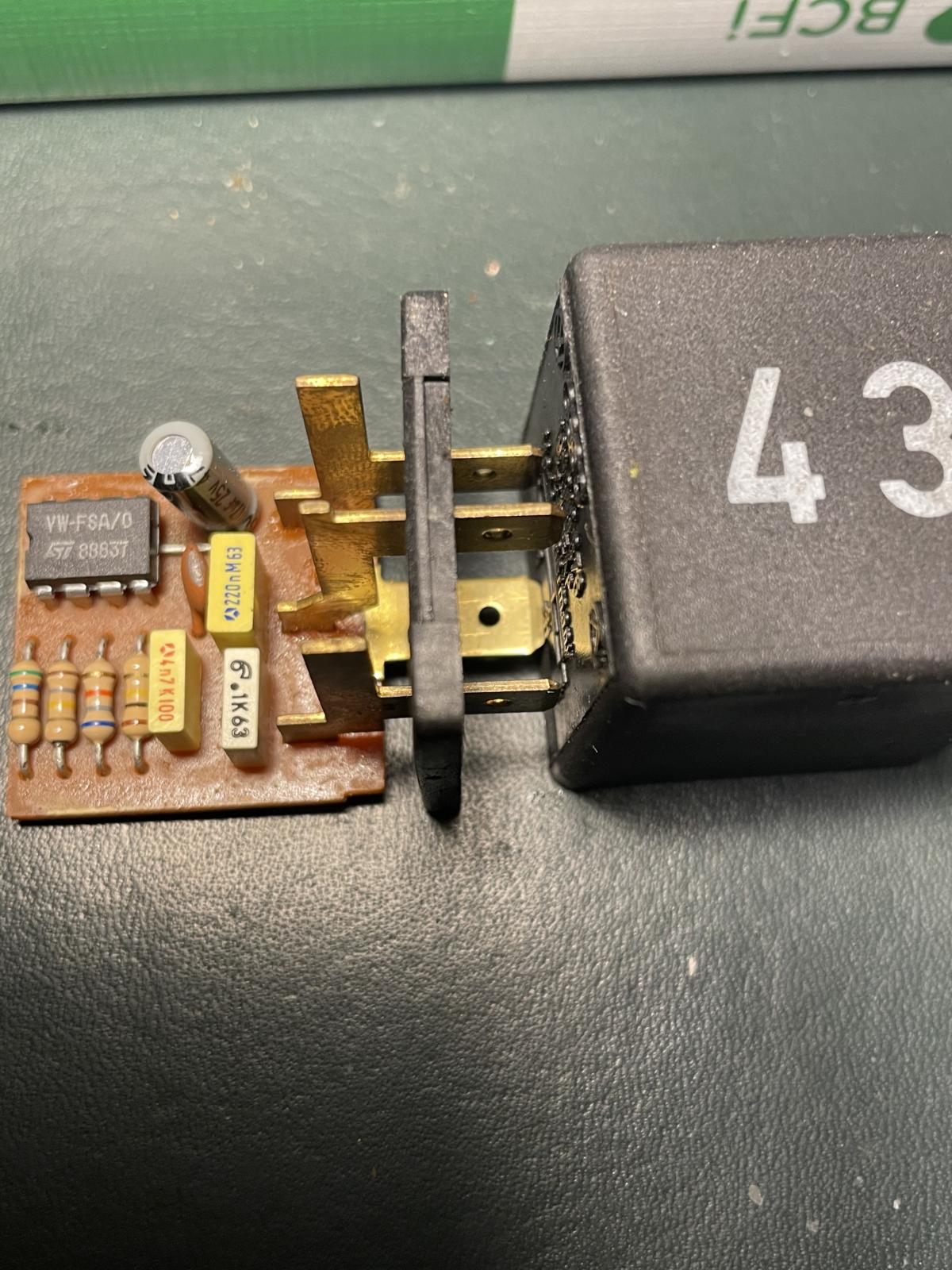 Image may have been reduced in size. Click image to view fullscreen.