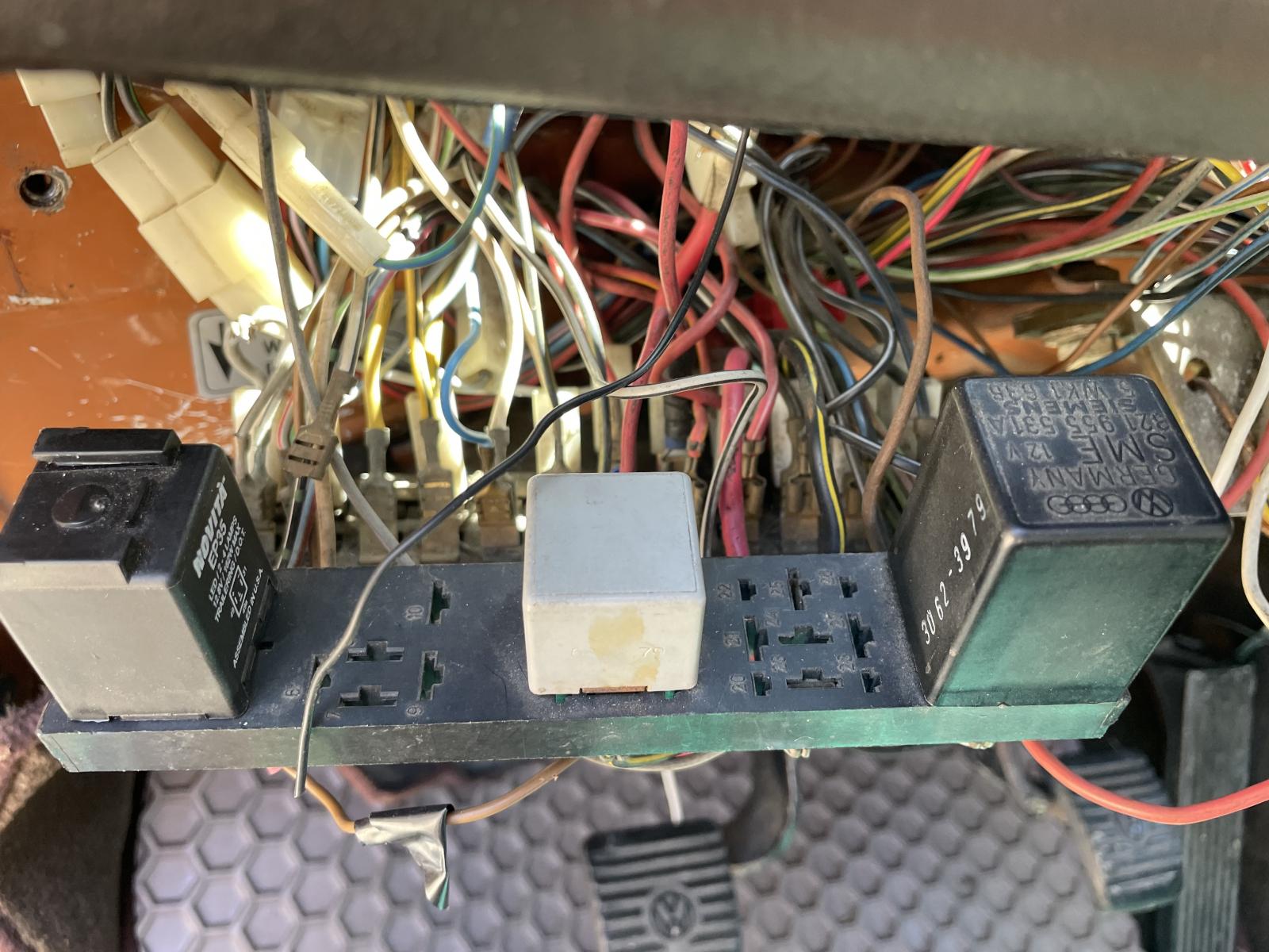 Image may have been reduced in size. Click image to view fullscreen.