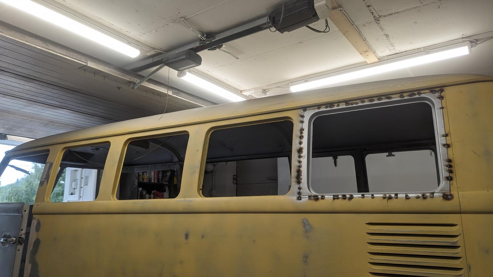https://www.thesamba.com/vw/gallery/pix/2419580.jpg