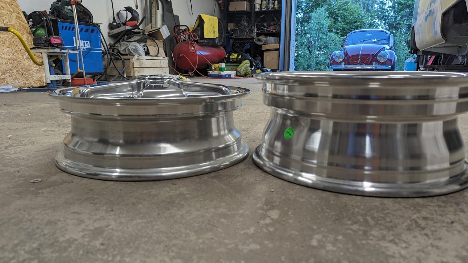 https://www.thesamba.com/vw/gallery/pix/2419586.jpg