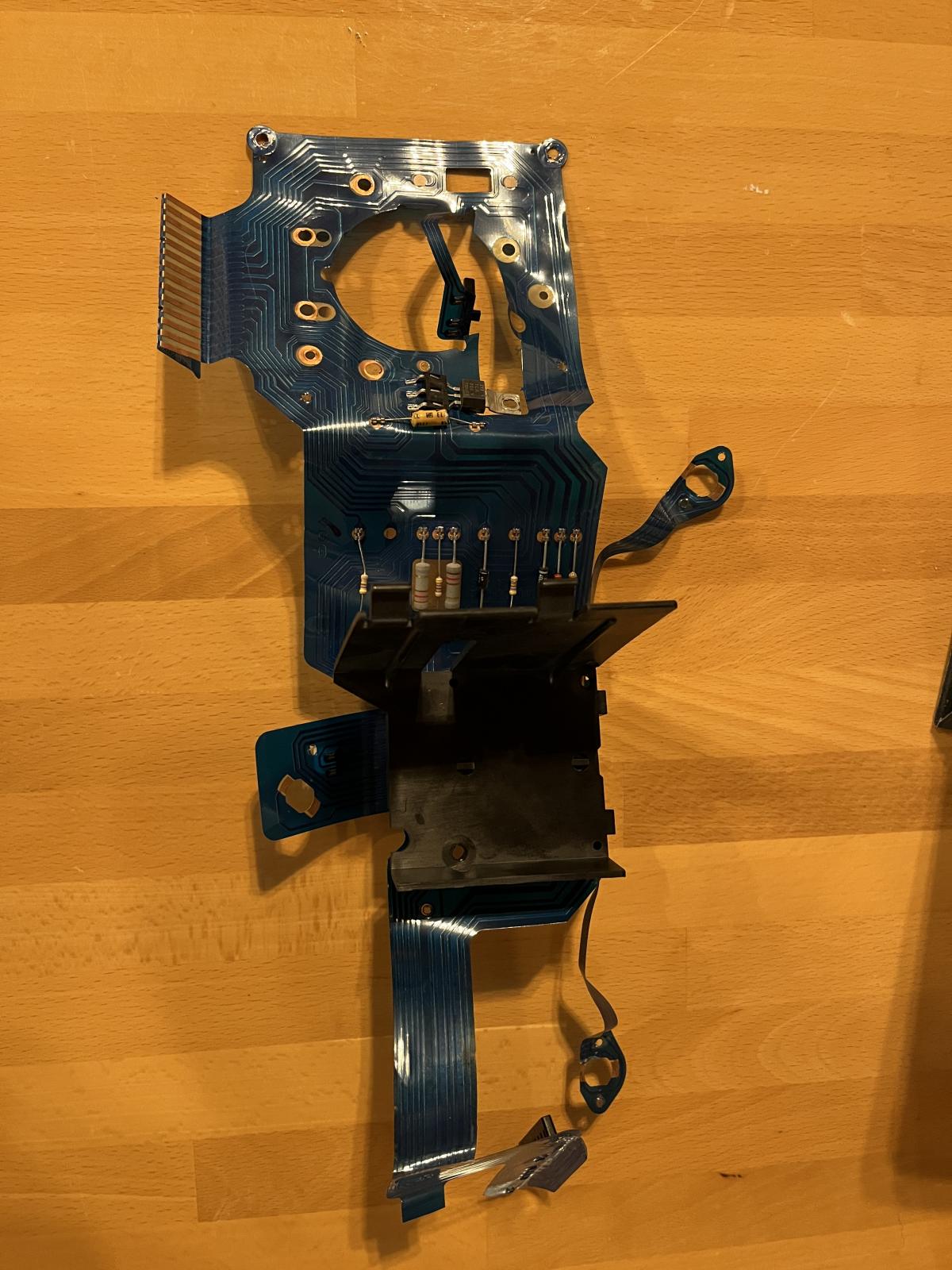 Image may have been reduced in size. Click image to view fullscreen.