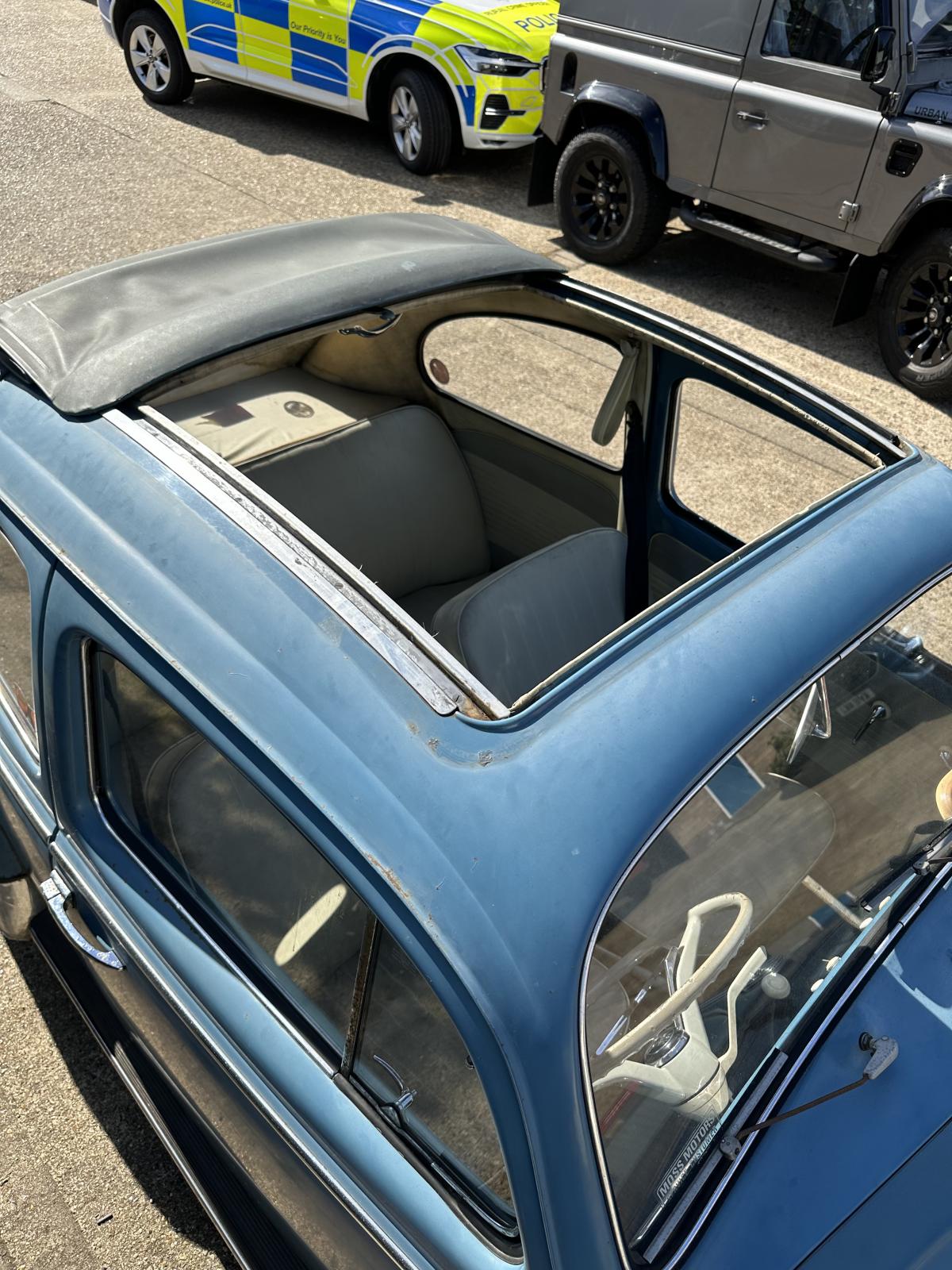 Image may have been reduced in size. Click image to view fullscreen.