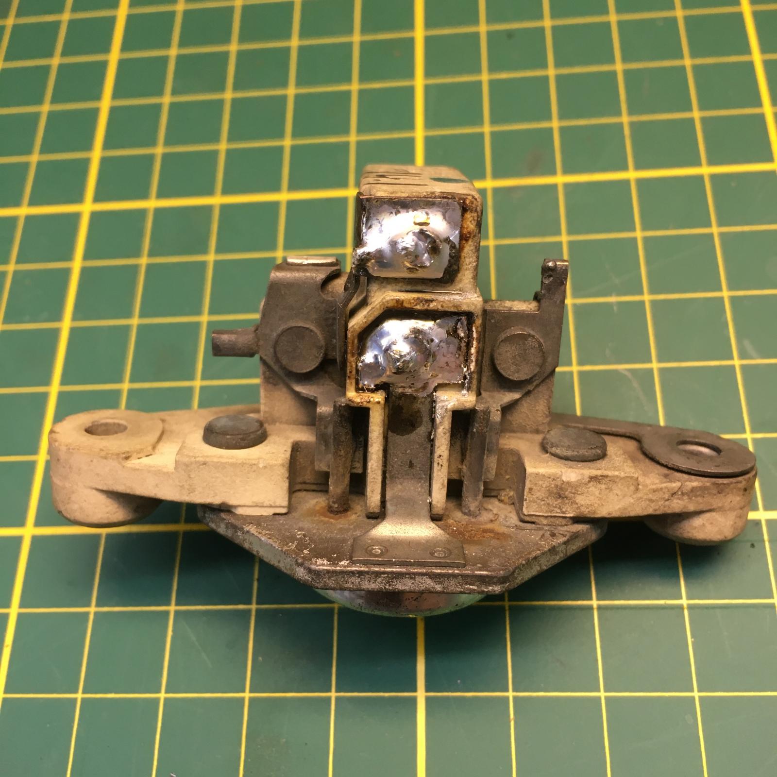 Image may have been reduced in size. Click image to view fullscreen.