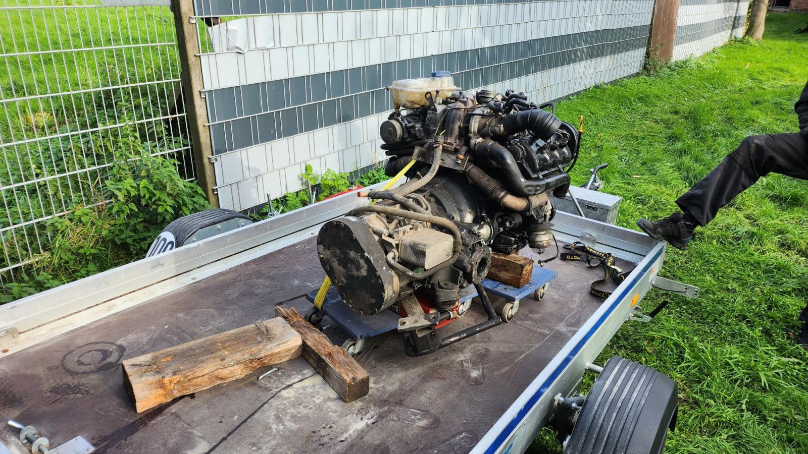 Image may have been reduced in size. Click image to view fullscreen.