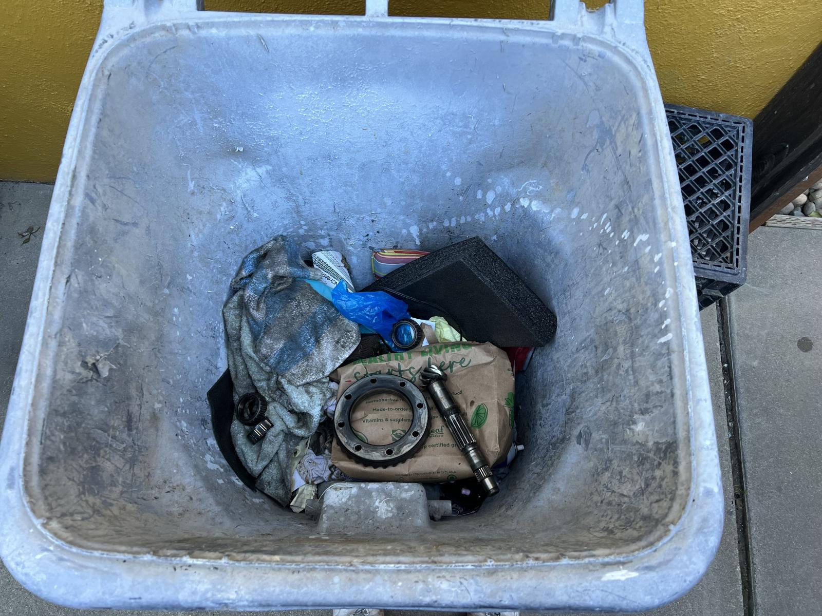 Image may have been reduced in size. Click image to view fullscreen.