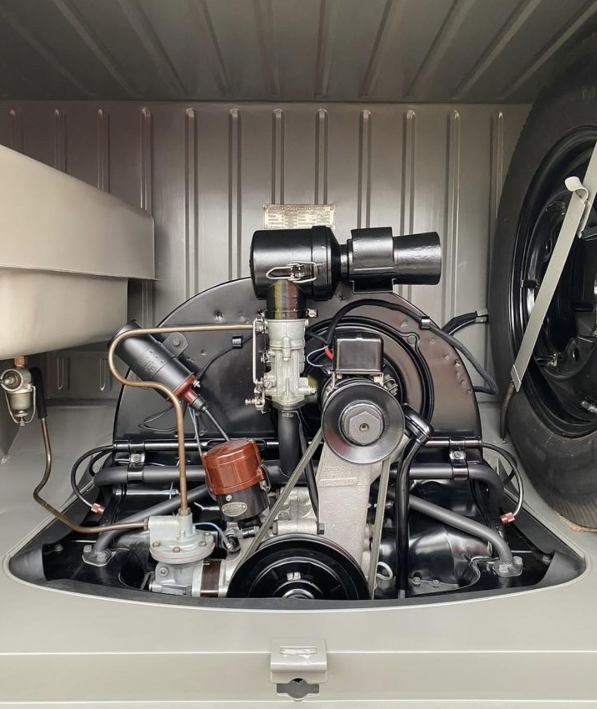 Image may have been reduced in size. Click image to view fullscreen.