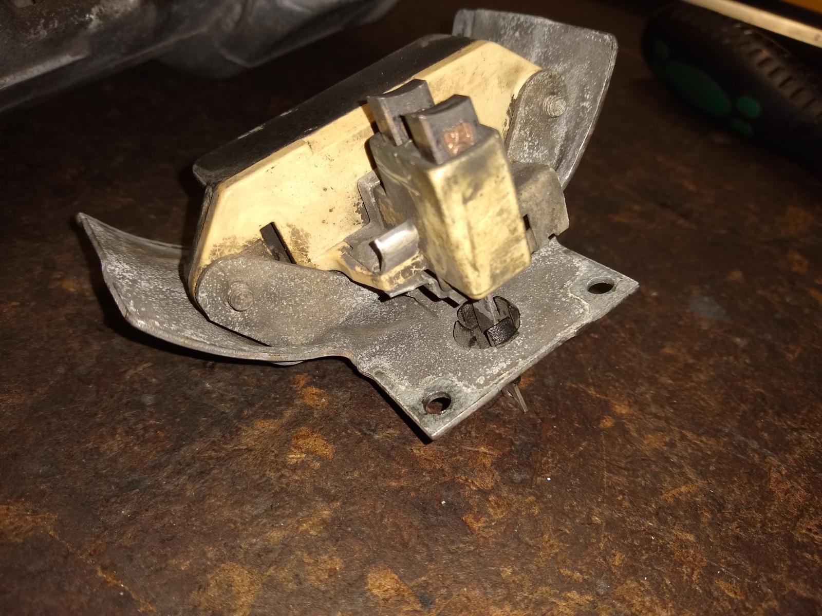 Image may have been reduced in size. Click image to view fullscreen.