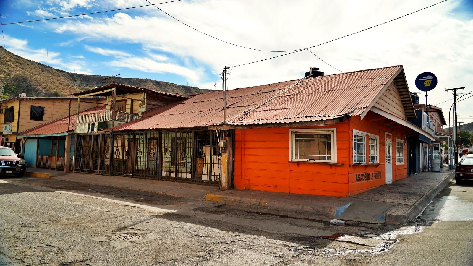 Image may have been reduced in size. Click image to view fullscreen.