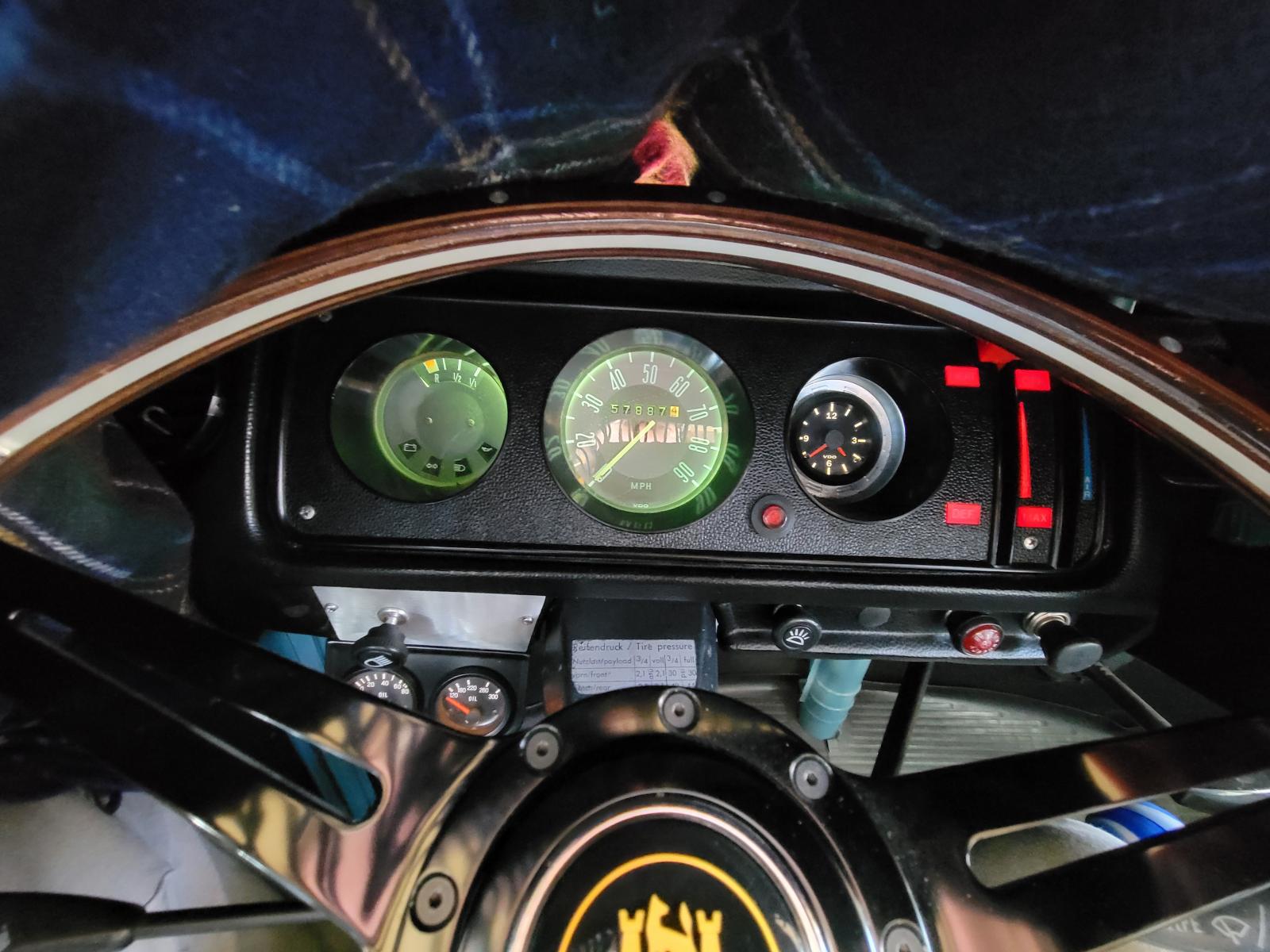 Image may have been reduced in size. Click image to view fullscreen.