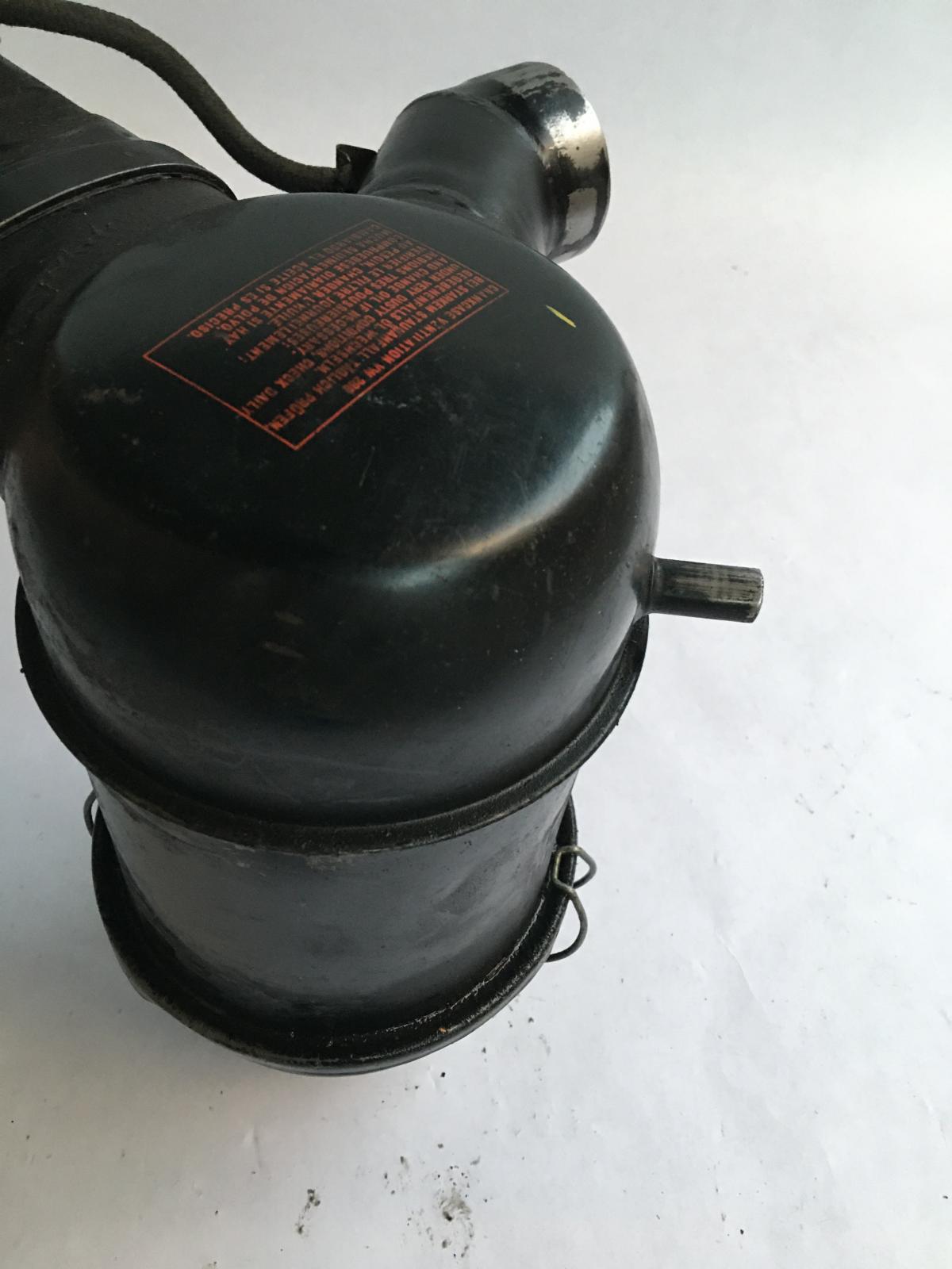 Image may have been reduced in size. Click image to view fullscreen.