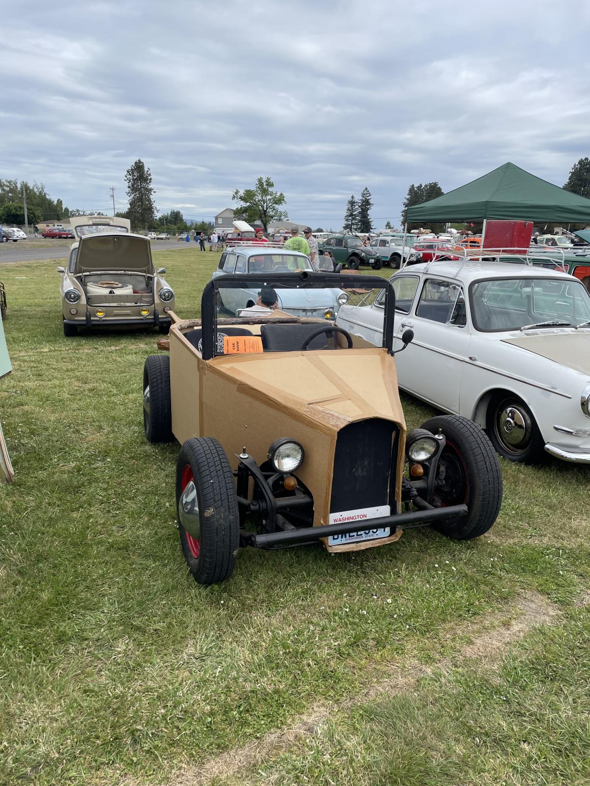 Image may have been reduced in size. Click image to view fullscreen.