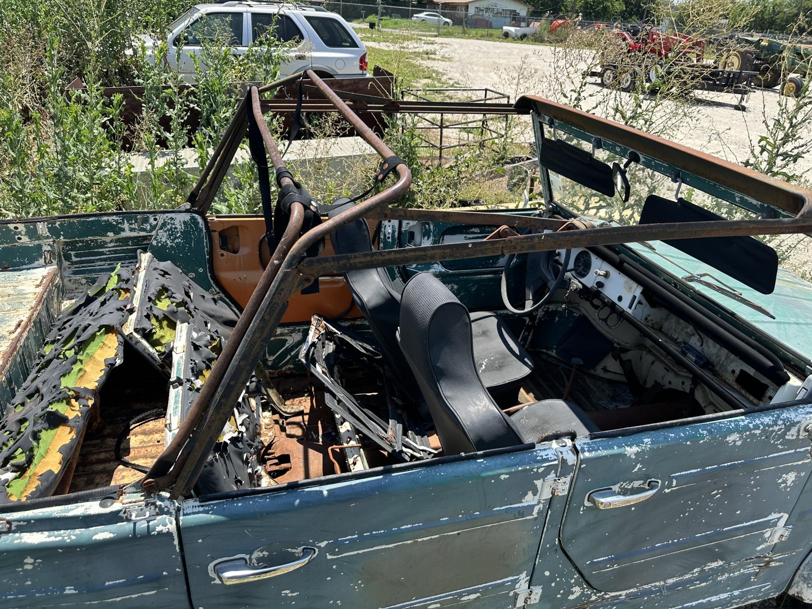 Image may have been reduced in size. Click image to view fullscreen.