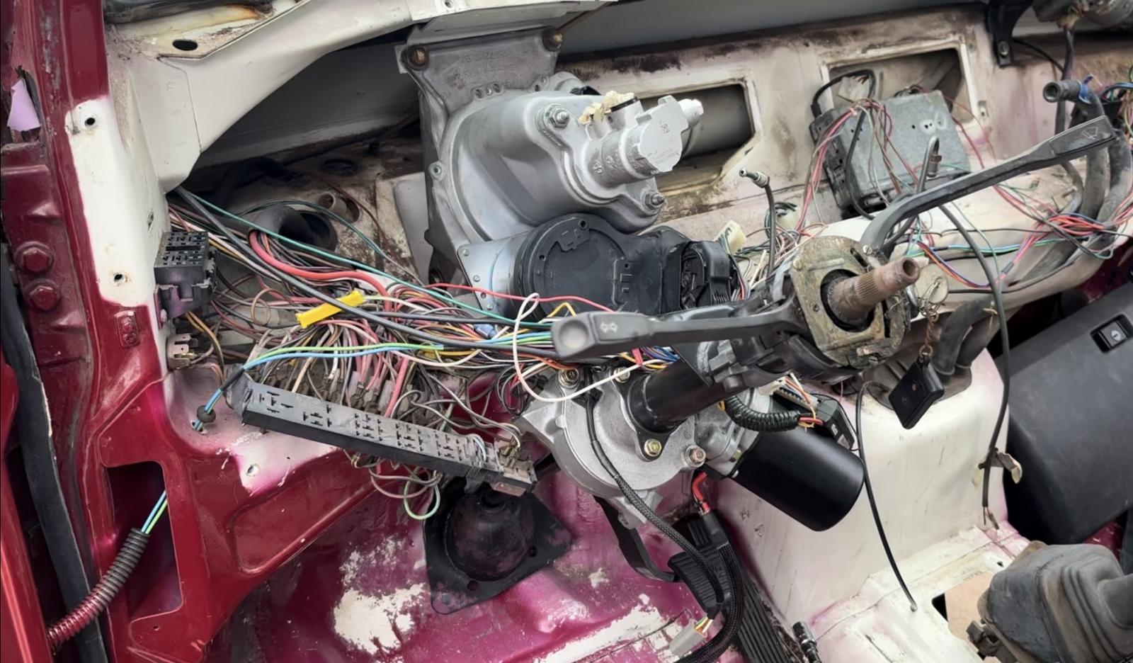 Image may have been reduced in size. Click image to view fullscreen.