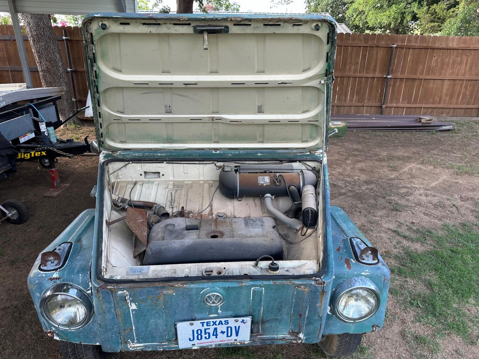 Image may have been reduced in size. Click image to view fullscreen.