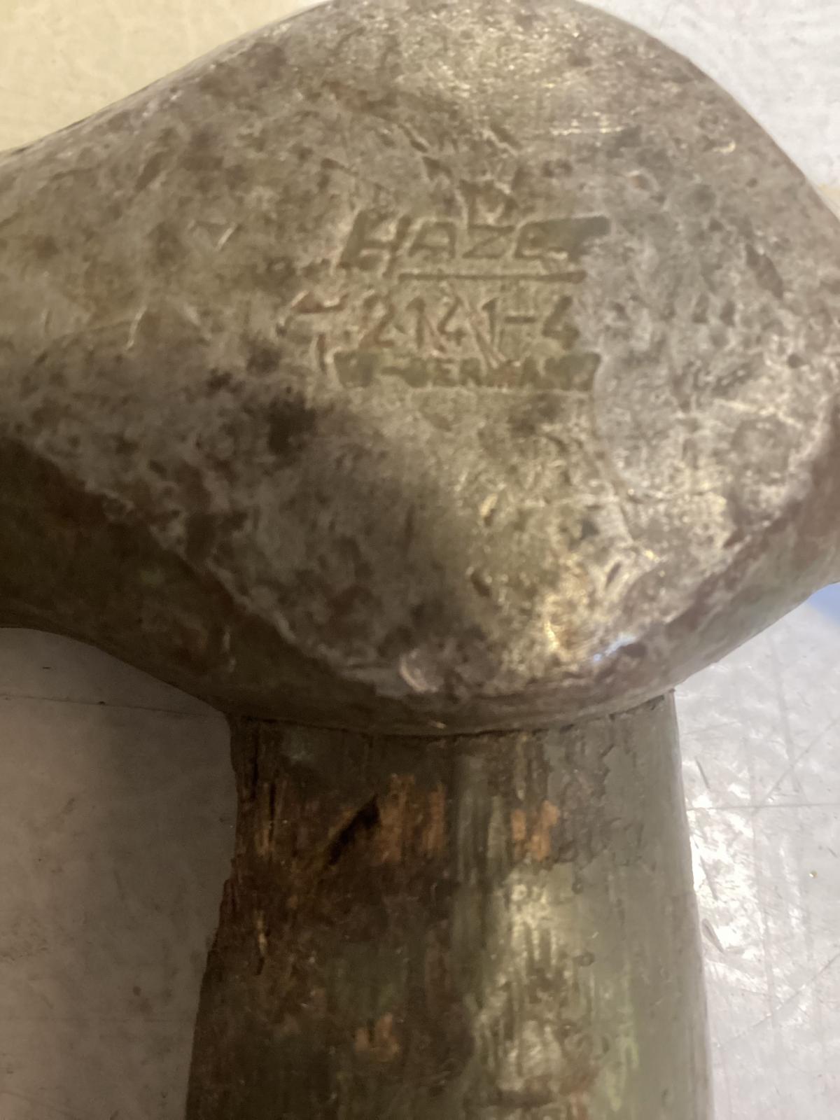 Image may have been reduced in size. Click image to view fullscreen.