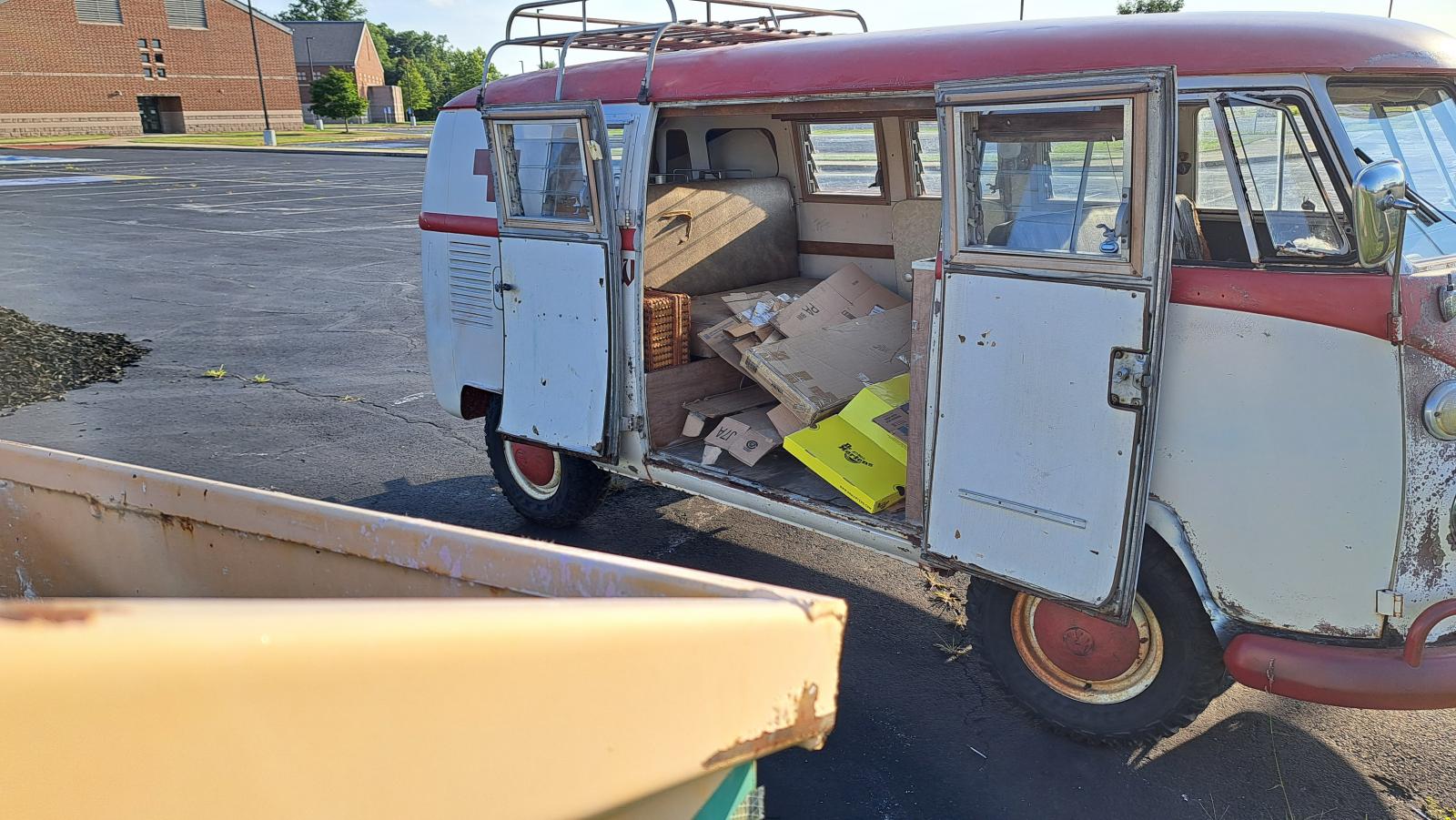 Image may have been reduced in size. Click image to view fullscreen.