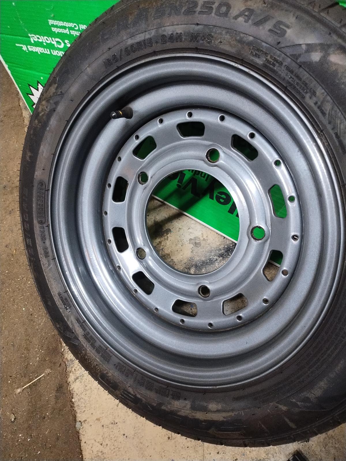 Image may have been reduced in size. Click image to view fullscreen.