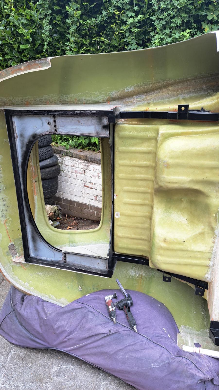 Image may have been reduced in size. Click image to view fullscreen.