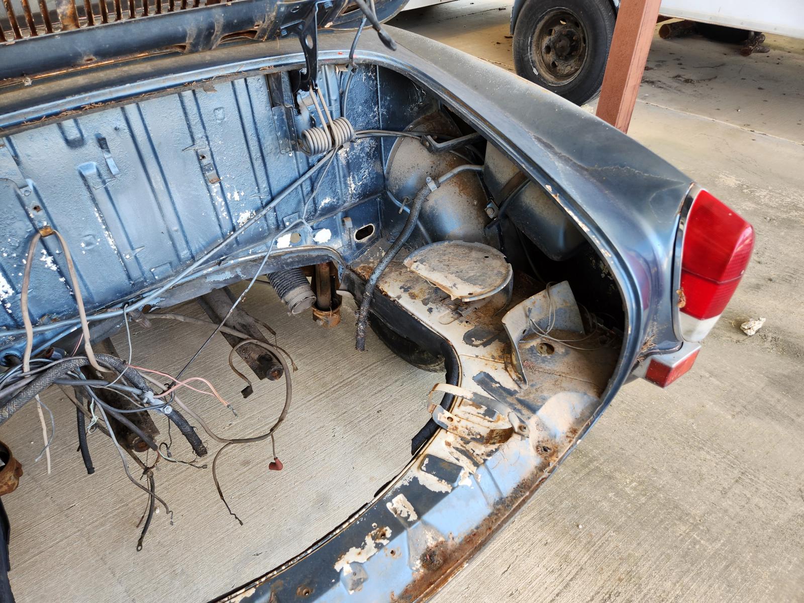 Image may have been reduced in size. Click image to view fullscreen.