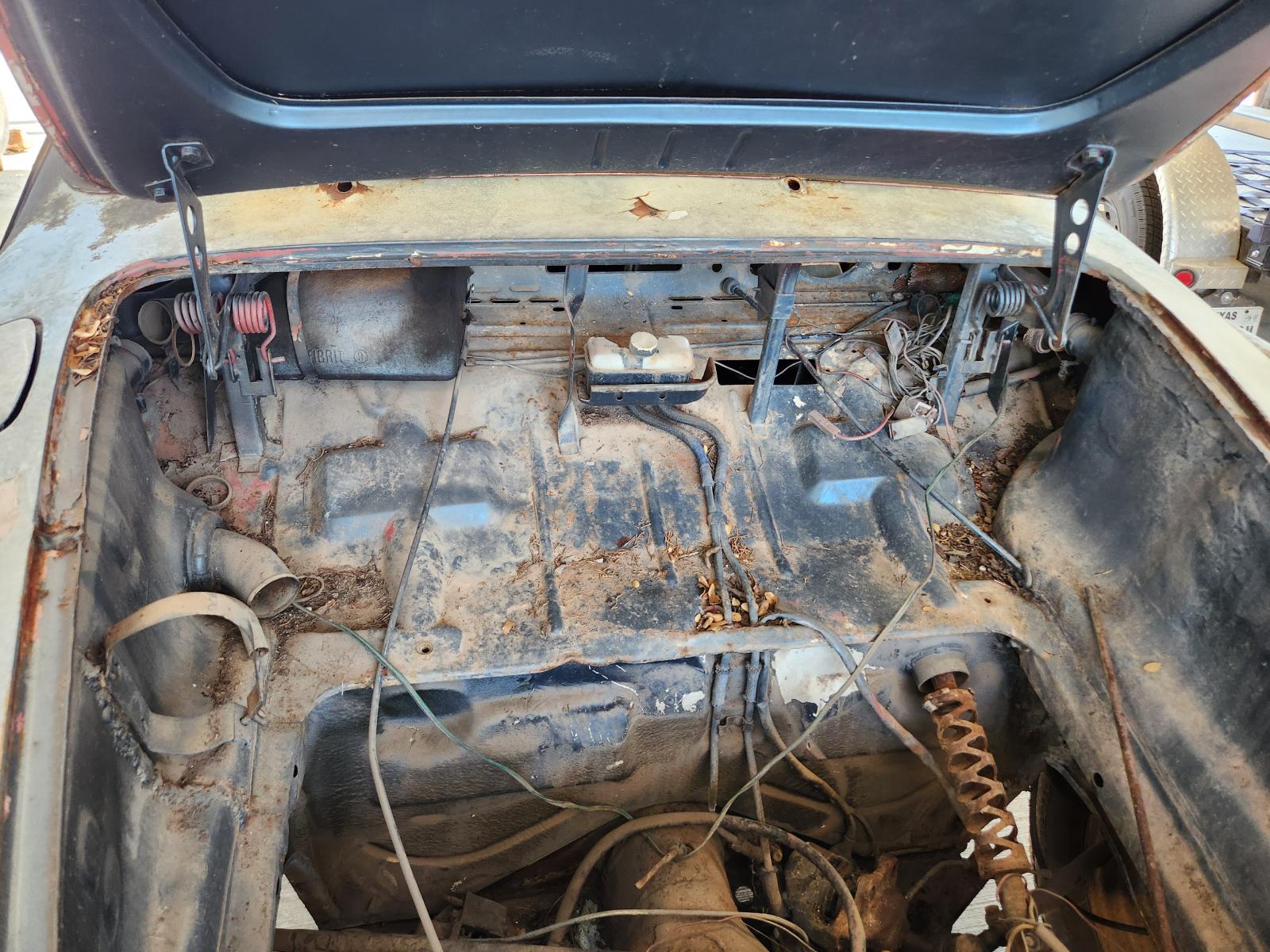 Image may have been reduced in size. Click image to view fullscreen.