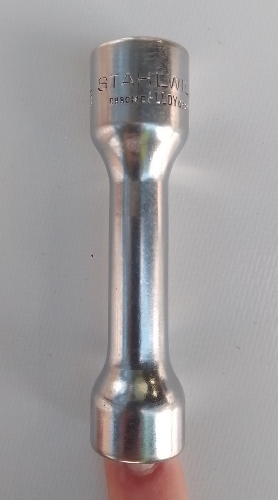 Image may have been reduced in size. Click image to view fullscreen.