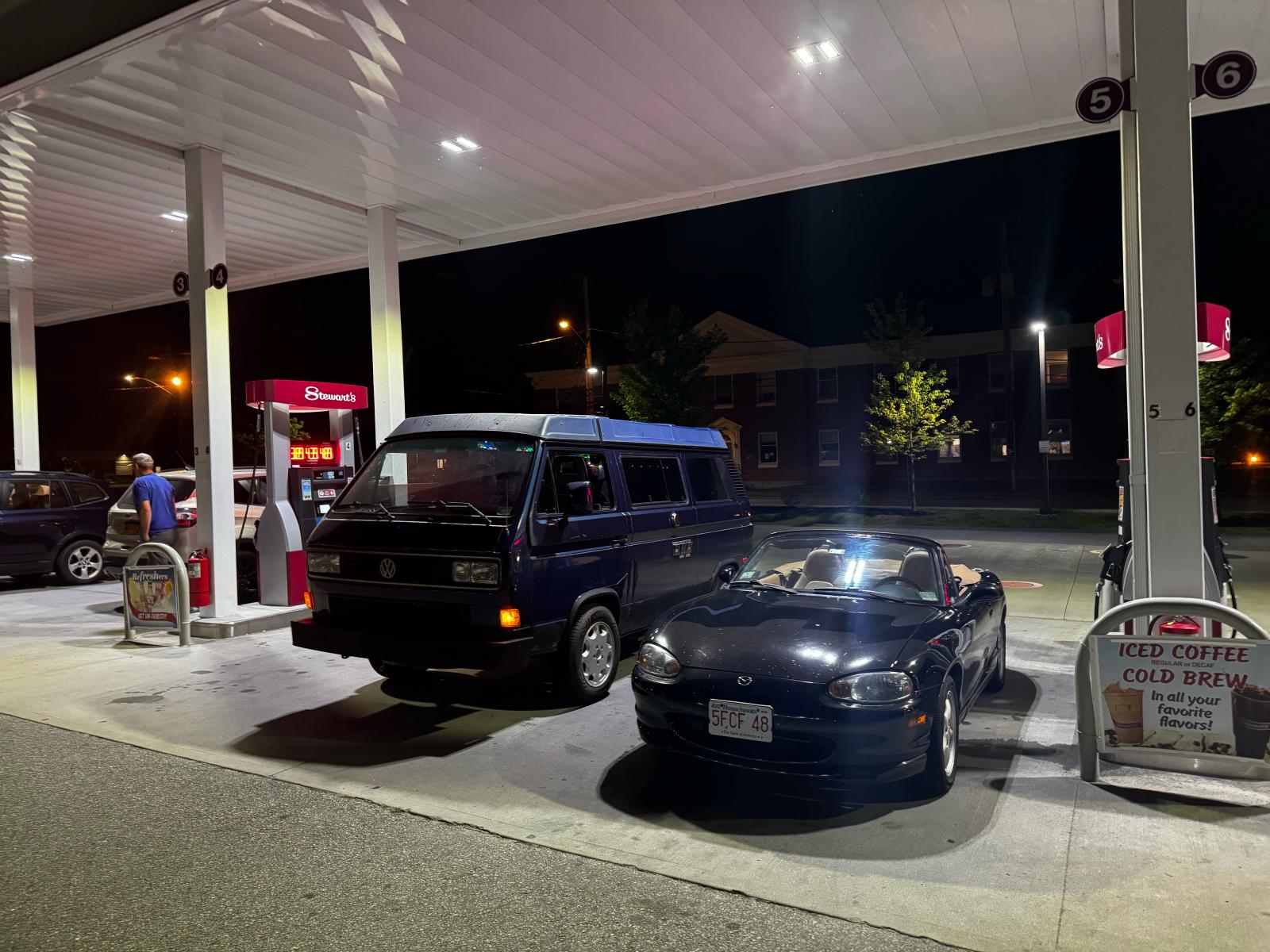 Image may have been reduced in size. Click image to view fullscreen.