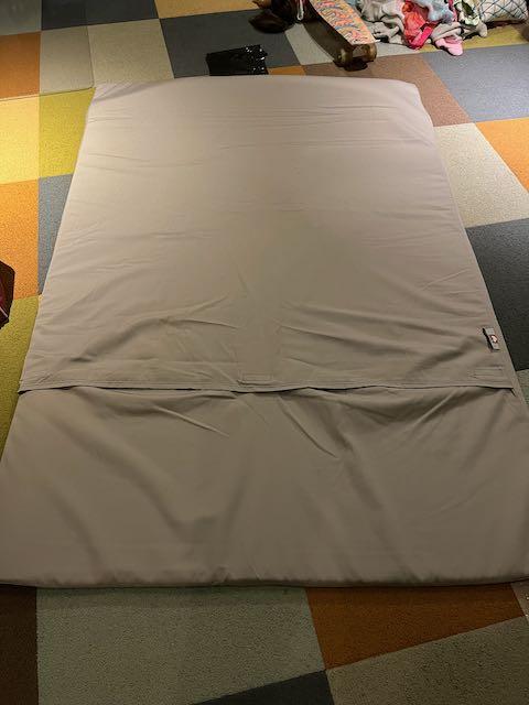 Image may have been reduced in size. Click image to view fullscreen.