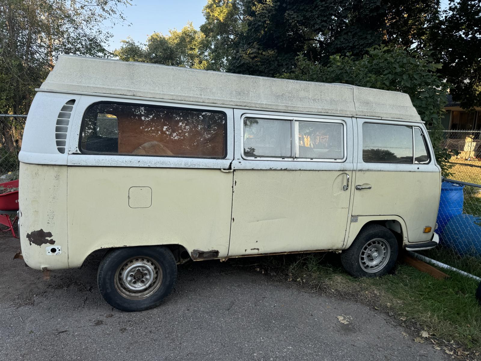 Image may have been reduced in size. Click image to view fullscreen.