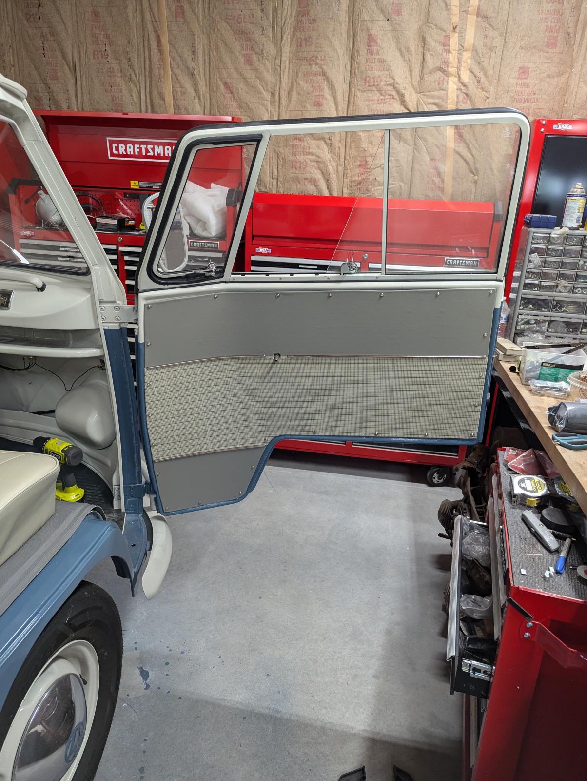 Image may have been reduced in size. Click image to view fullscreen.